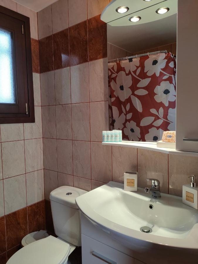 Makrirrákhi Philoxenia Guest House מראה חיצוני תמונה