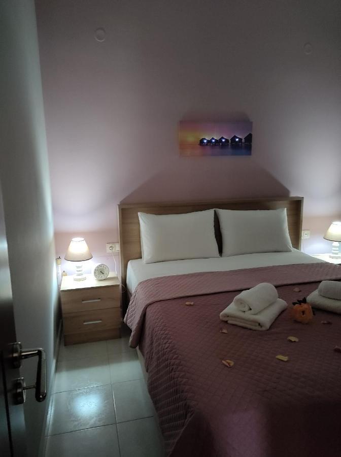 Makrirrákhi Philoxenia Guest House מראה חיצוני תמונה