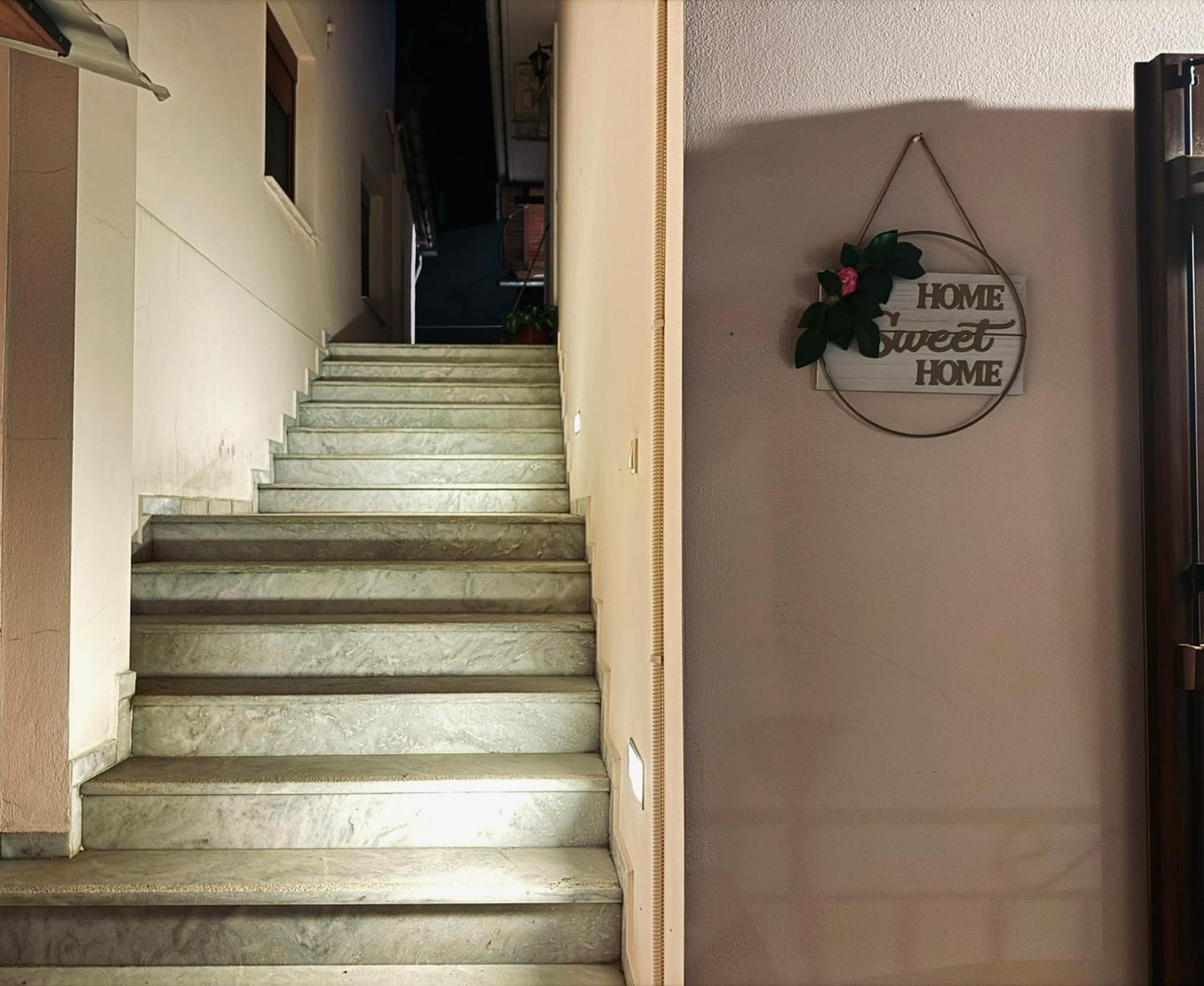 Makrirrákhi Philoxenia Guest House מראה חיצוני תמונה