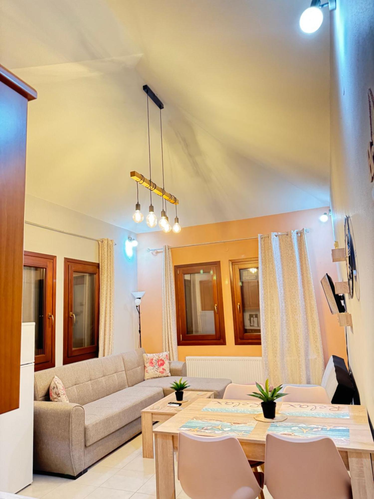 Makrirrákhi Philoxenia Guest House מראה חיצוני תמונה
